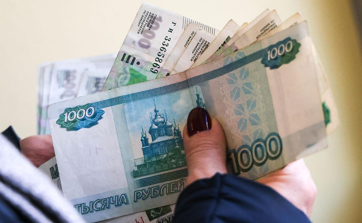 Росстат раскрыл структуру доходов беднейших и богатейших россиян